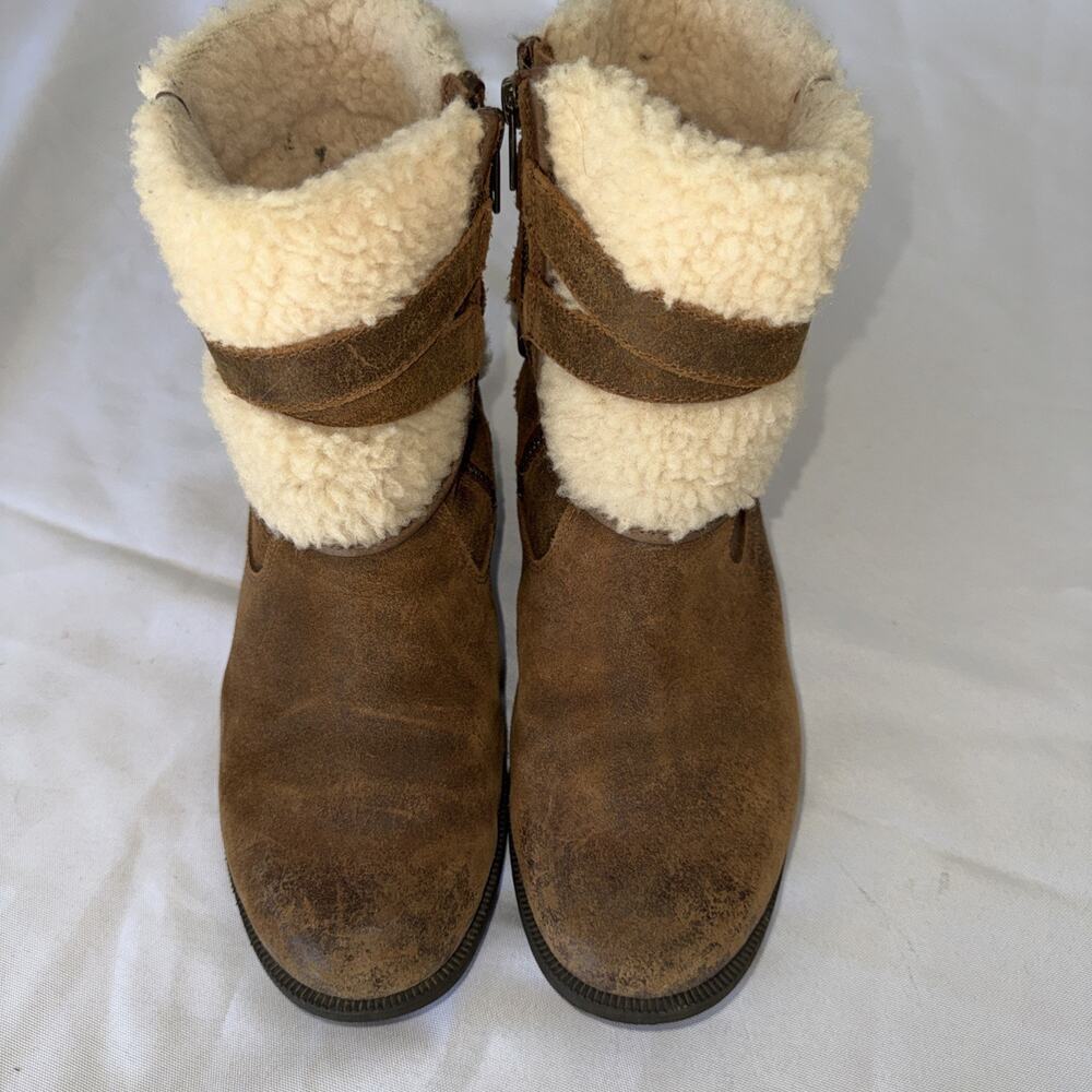 UGG Blayre III Waterproof Leather and UGG Pure Sherpa Dove Women's Boots Sz 8 - Picture 2 of 11